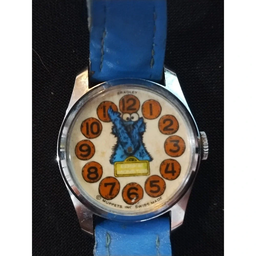 Bradley vintage cookie